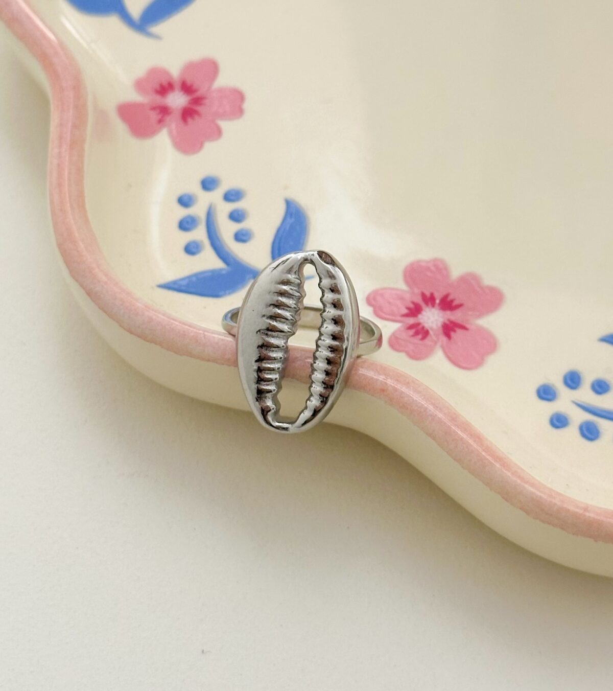Ring schelp R147 Zilver