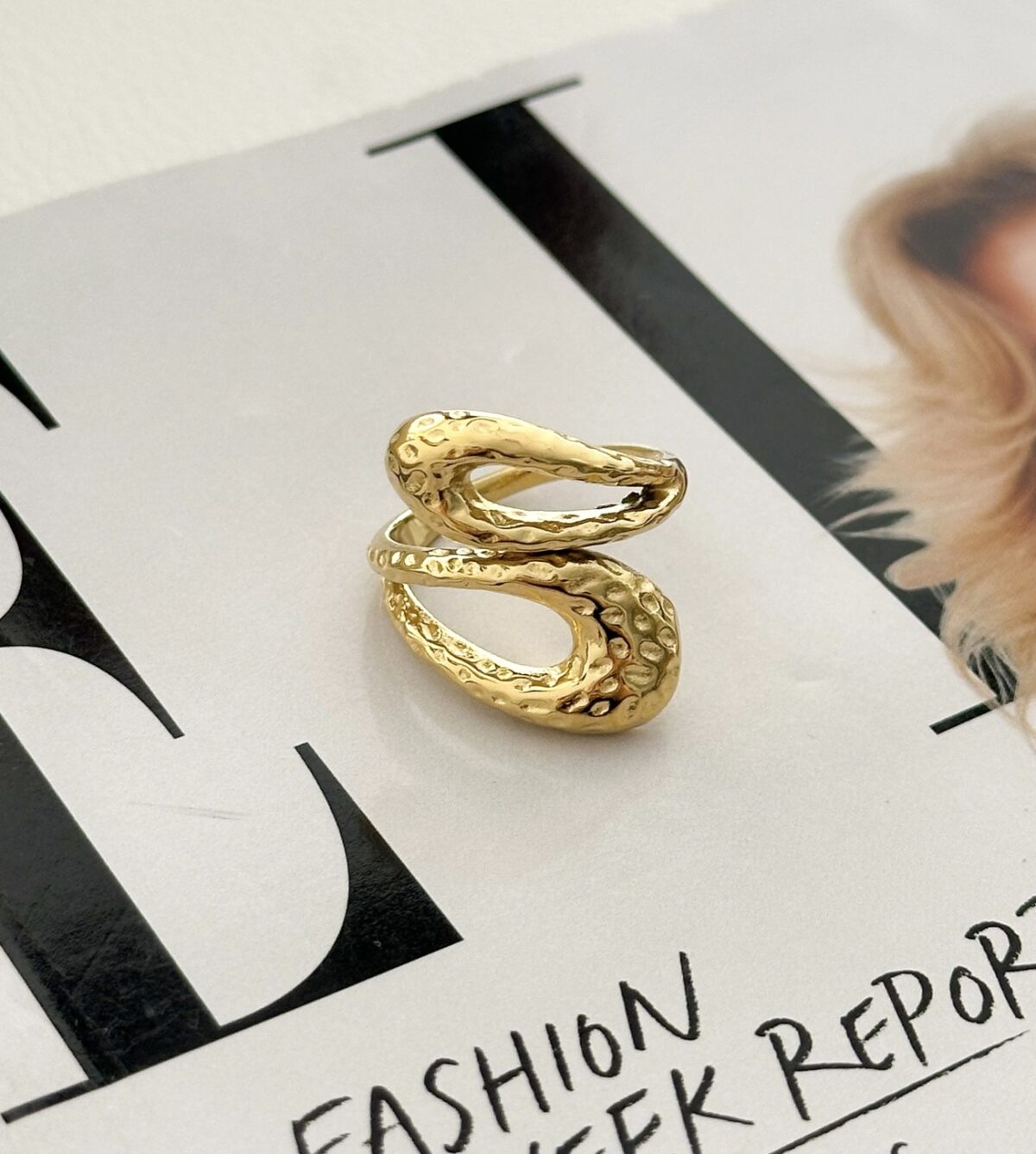 Ring R060 Goud