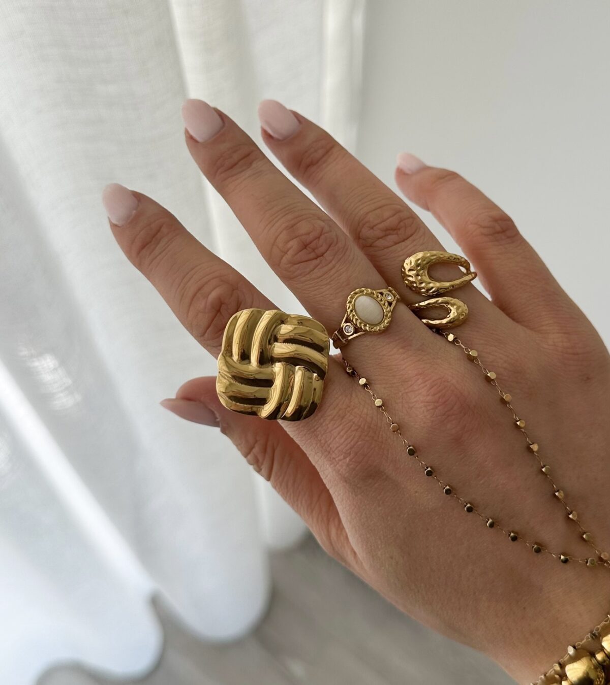 Ring Knoop R066 Goud