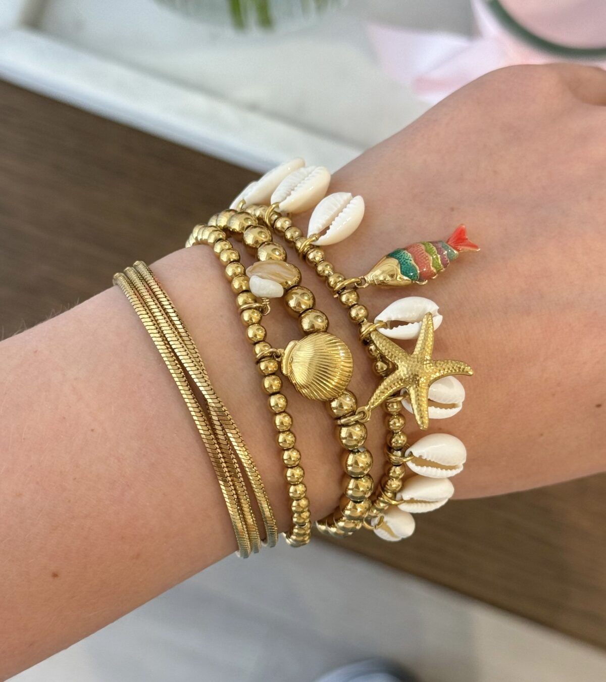 Armband Schelpjes A092 Goud