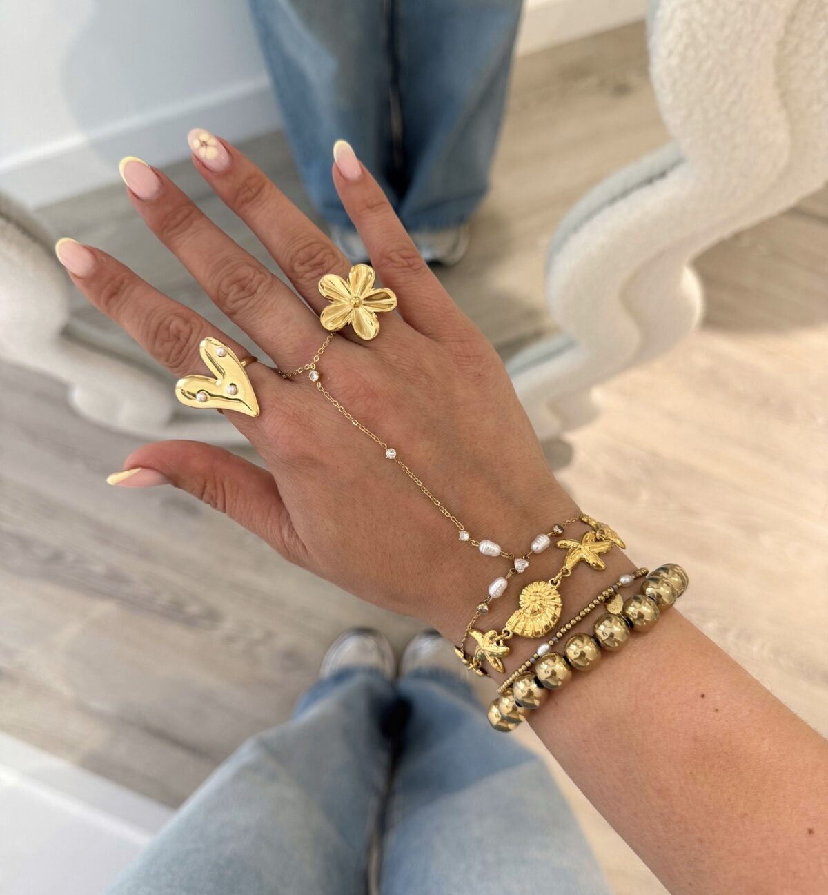 Hand Chain H004 Goud